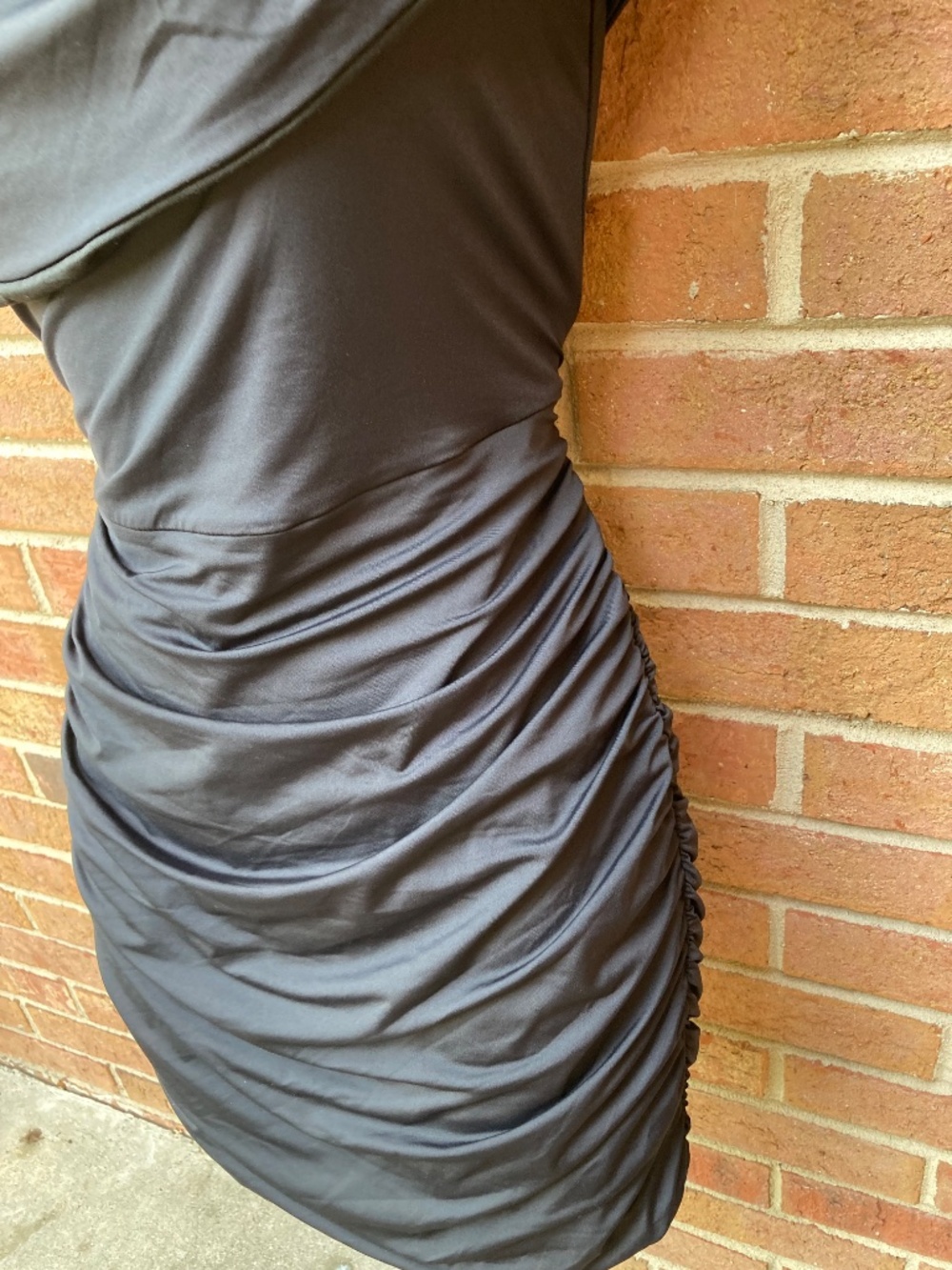 One-Shoulder Ruched Bodycon Dress - Large - Picture 9 of 16